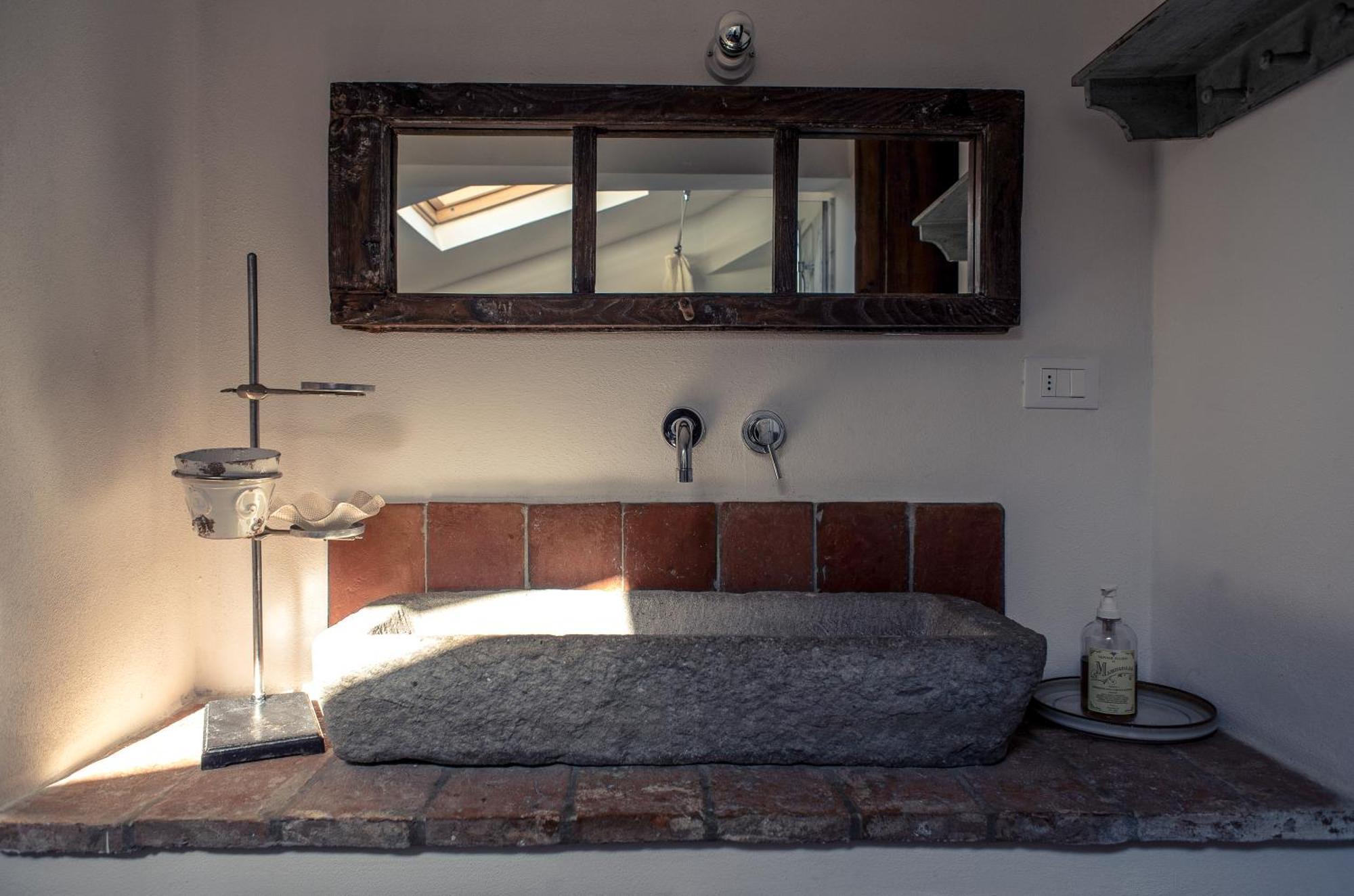 Casale Amati Country House Ortonovo Buitenkant foto
