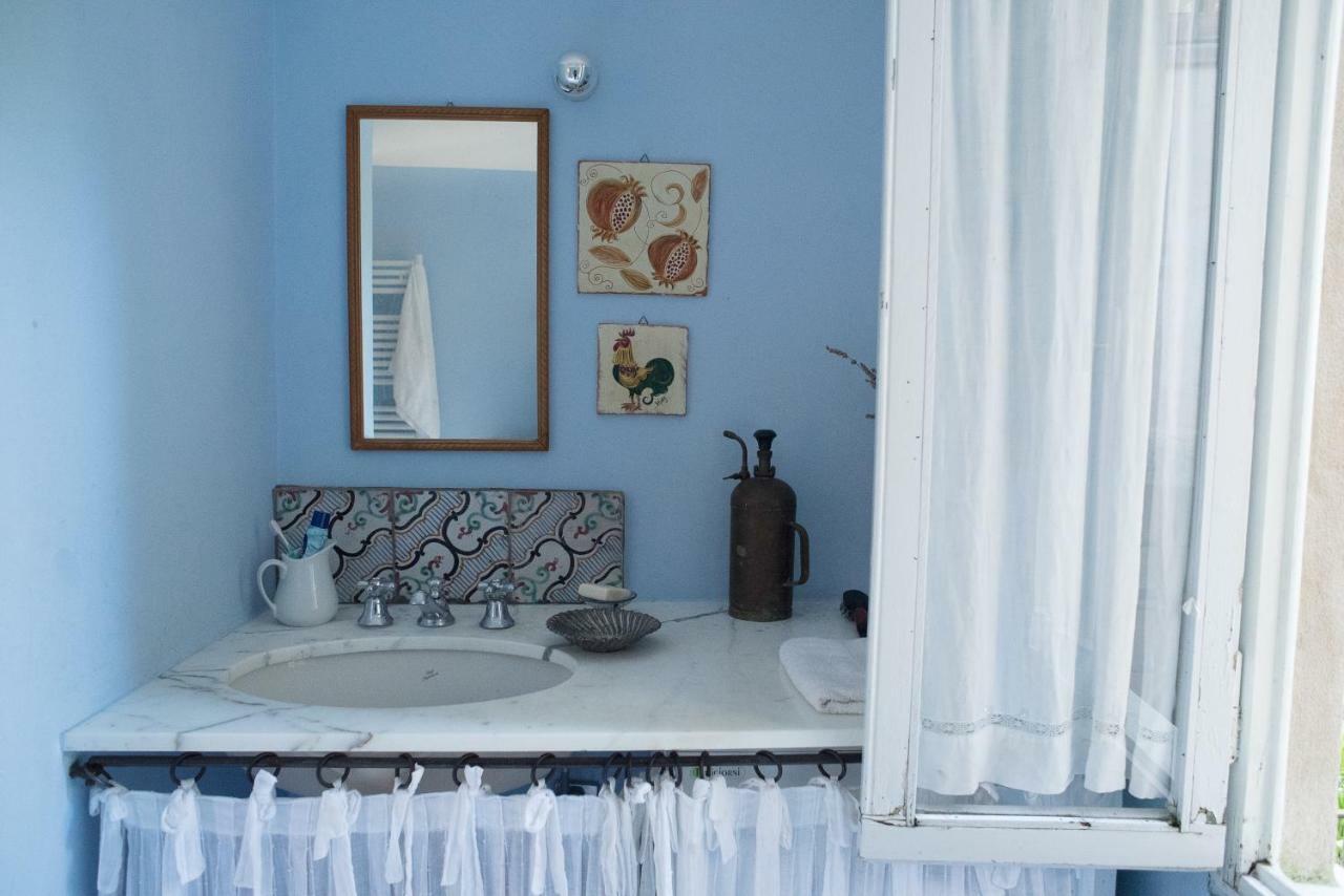 Casale Amati Country House Ortonovo Buitenkant foto