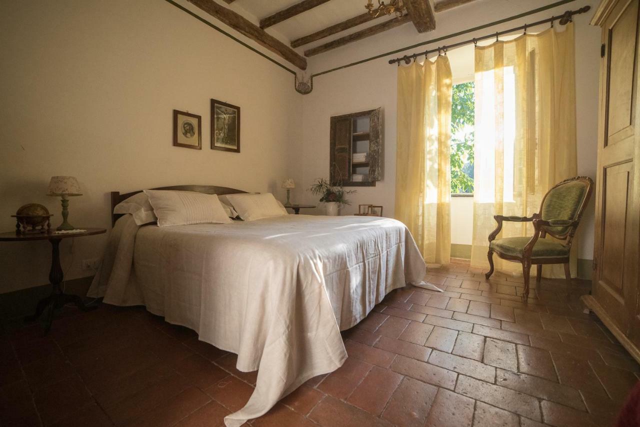 Casale Amati Country House Ortonovo Buitenkant foto